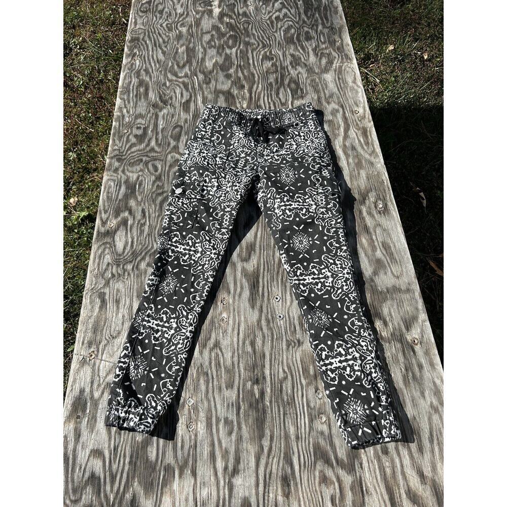 V.I.P. Pants Women’s Size 5/6 Bandana Streetwear Cropped Tapered Stretch‎